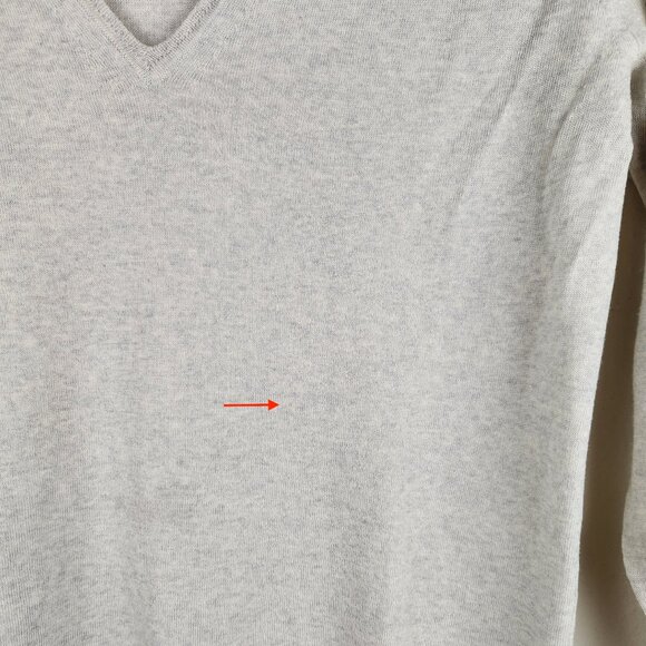 J. Crew 100% Merino Wool Lightweight V-Neck Sweater Heather Gray sz S Flawed - Picture 13 of 14